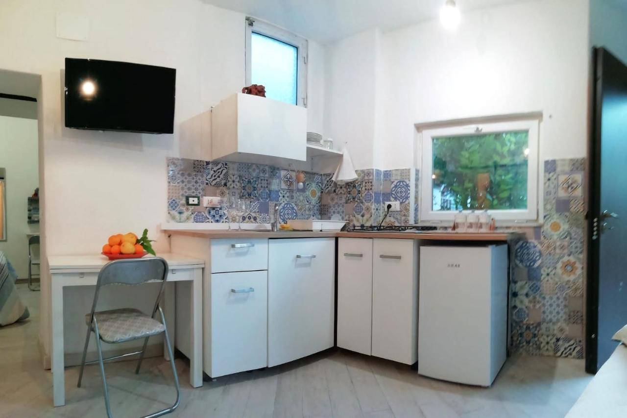 Ferienwohnung Ross House Lacco Ameno  Exterior foto